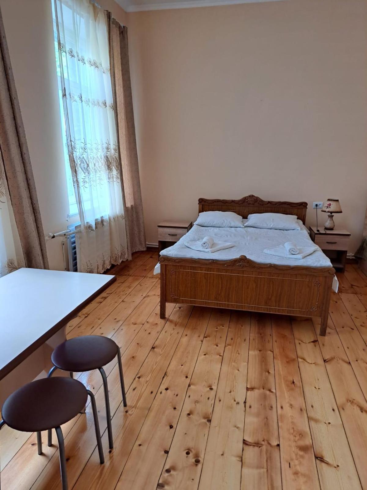 Guest House David's B&B Gyumri Extérieur photo